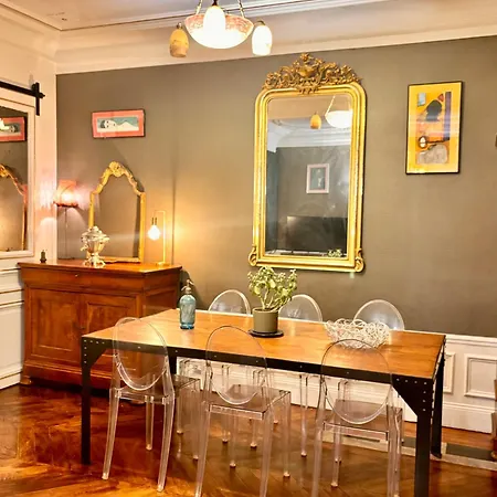 Appartamento Charme, Confort Et Tradition A Cote De Montmartre Parigi